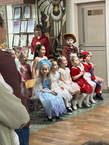 Новый год — это время волшебства, доброй сказки и ожидания весёлых сюрпризов!